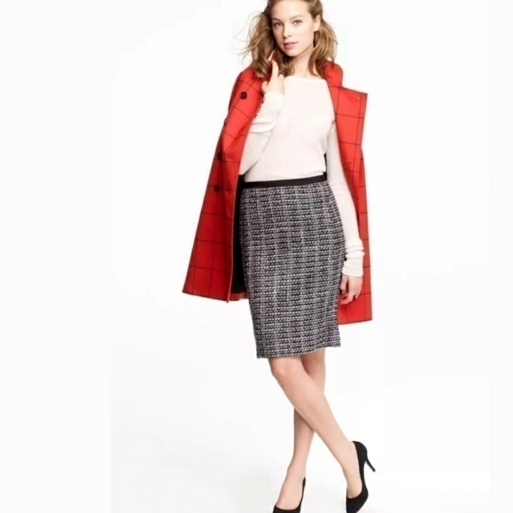 J. Crew Pencil Skirt in Midnight Tweed, Size 6